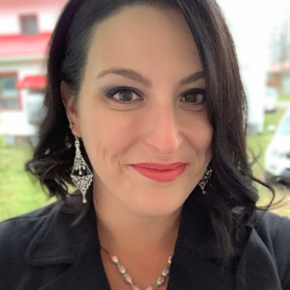 Meet your Posher, Stacey